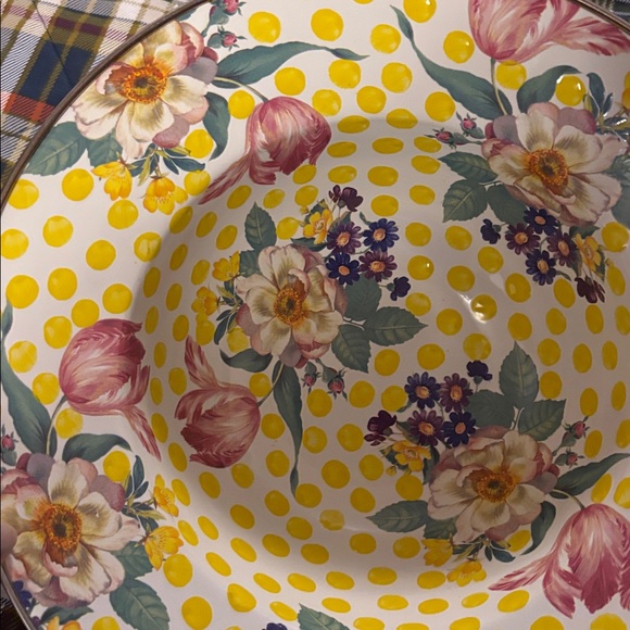 Mackenzie-Child’s large enamel buttercup bowl - retired - Picture 3 of 10